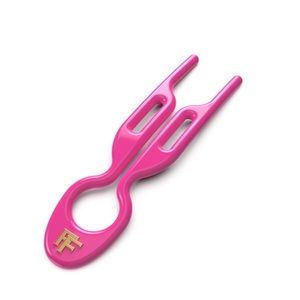 fiona franchimon
1 HAIRPIN | Strawberry Pink